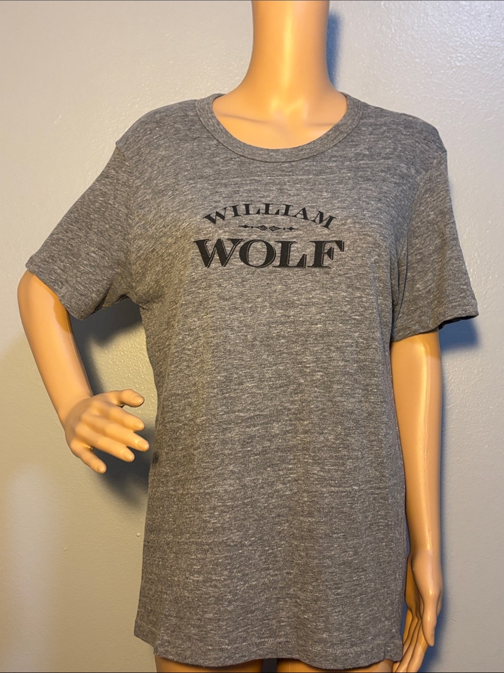 William Wolf Gray Logo Tee
